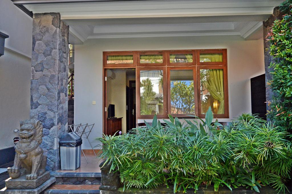 Yulia 2 Homestay Sanur Exterior photo