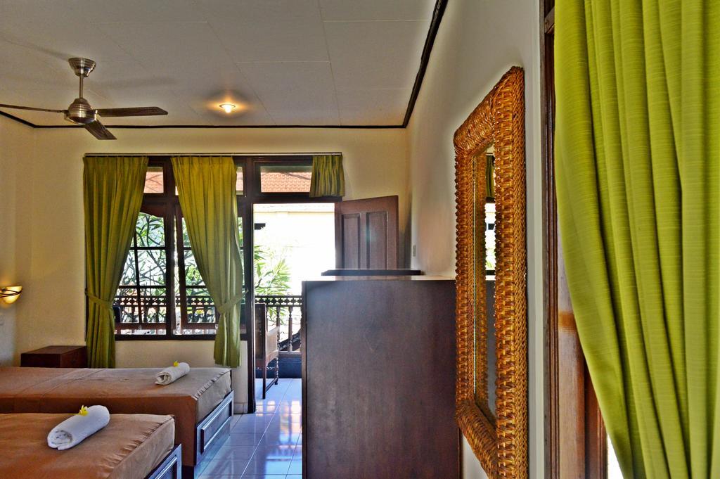 Yulia 2 Homestay Sanur Exterior photo